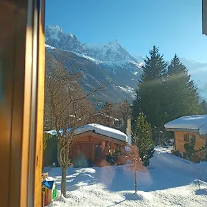 La Chaine Du Mont-blanc , Chamonix France