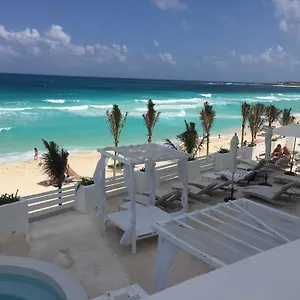 Estudios Yalmakan , Cancún Mexique